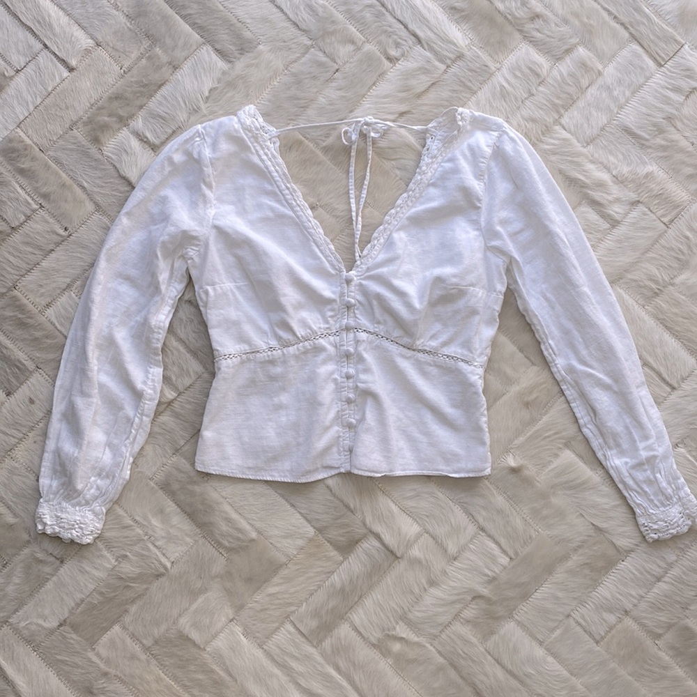A&F White Top